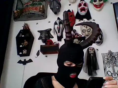 Snapshot of FeticheMacabre chatting on 11-09-25, 04:16 FeticheMacabre online show from 11-09-25, 04:16