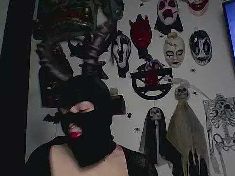 Snapshot of FeticheMacabre chatting on 01-10-26, 05:53 FeticheMacabre online show from 01-10-26, 05:53