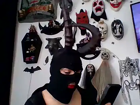 Snapshot of FeticheMacabre chatting on 02-21-26, 03:46 FeticheMacabre online show from 02-21-26, 03:46