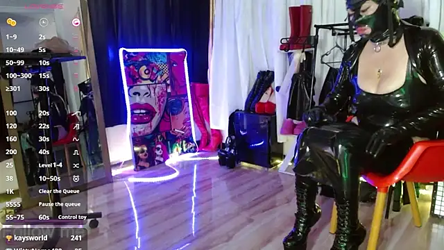 LatexDevil Blondie online show from 02-13-25, 06:27