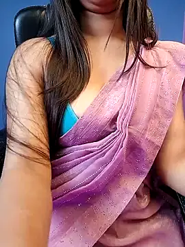 Snapshot of Aditi_1 chatting on 03-21-25, 04:49 Aditi 1 online show from 03-21-25, 04:49
