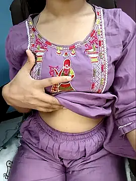 Snapshot of Aditi_1 chatting on 04-21-26, 02:51 Aditi 1 online show from 04-21-26, 02:51
