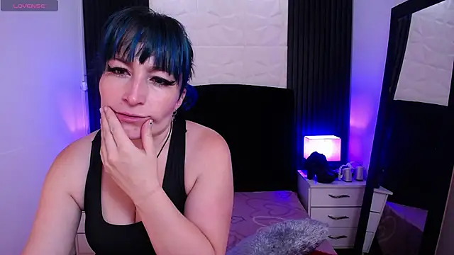 alicia moom online show from 02-04-25, 07:55