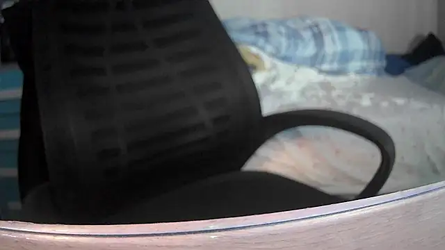 michele1500 online show from 12-22-25, 04:48