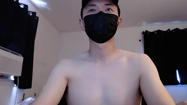 Snapshot of twbobo00715 chatting on 09-20-25, 03:57 twbobo00715 online show from 09-20-25, 03:57