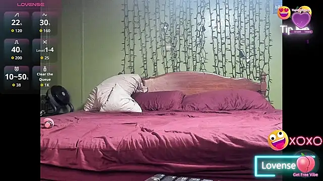 Sexxybitch28 online show from 04-21-26, 09:50