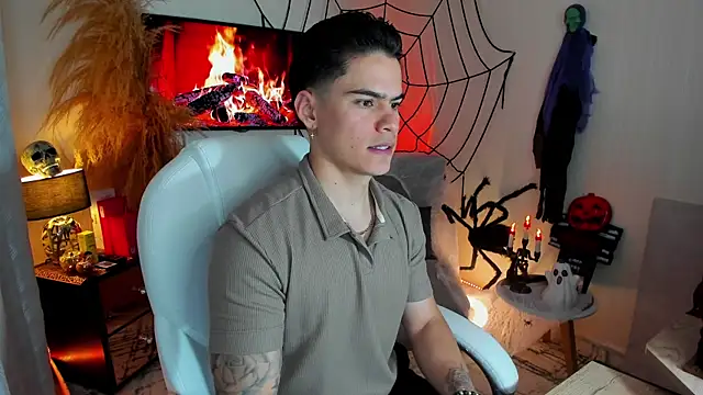 Matias Murrier online show from 10-25-25, 12:02