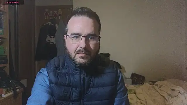 curiosillo83 online show from 02-20-25, 09:42