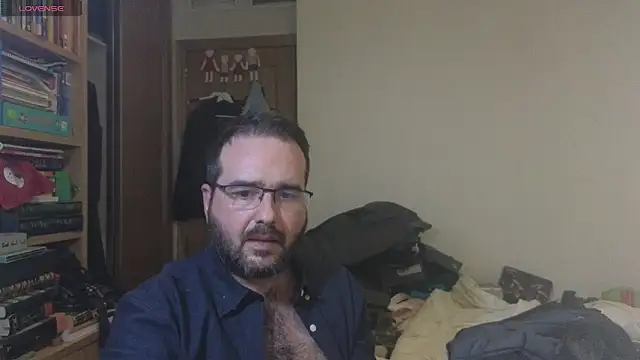 curiosillo83 online show from 02-25-25, 03:52