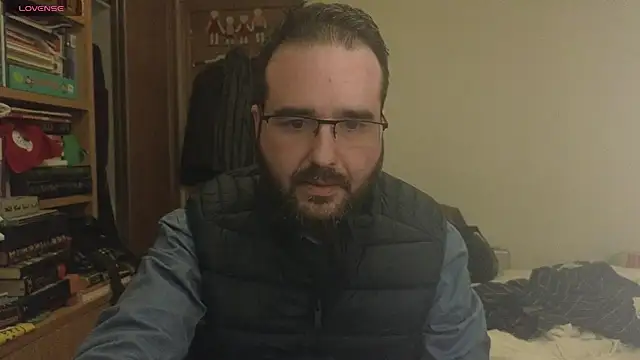 curiosillo83 online show from 02-26-25, 04:35