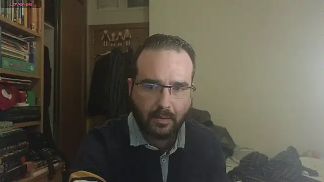 curiosillo83 online show from 02-27-25, 04:43