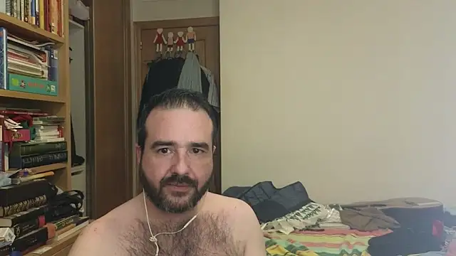 curiosillo83 online show from 11-01-25, 04:03