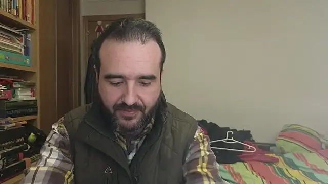 curiosillo83 online show from 01-08-26, 03:36