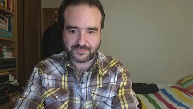 Snapshot of curiosillo83 chatting on 03-11-26, 04:13 curiosillo83 online show from 03-11-26, 04:13