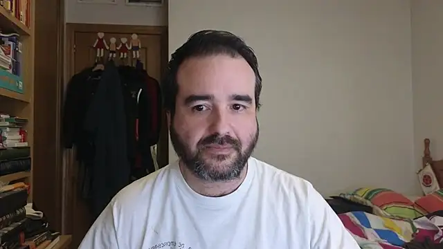 Snapshot of curiosillo83 chatting on 03-20-26, 07:30 curiosillo83 online show from 03-20-26, 07:30