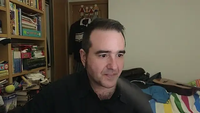 Snapshot of curiosillo83 chatting on 04-09-26, 11:54 curiosillo83 online show from 04-09-26, 11:54