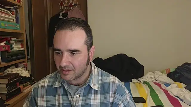 Snapshot of curiosillo83 chatting on 04-15-26, 02:02 curiosillo83 online show from 04-15-26, 02:02
