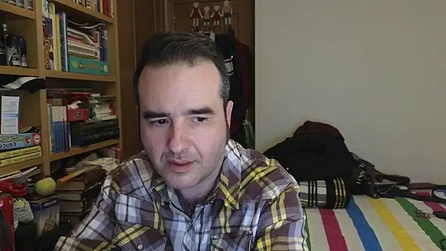 Snapshot of curiosillo83 chatting on 04-16-26, 04:30 curiosillo83 online show from 04-16-26, 04:30