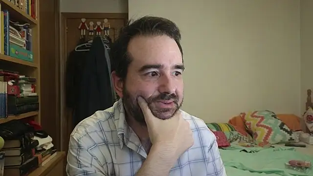 Snapshot of curiosillo83 chatting on 07-01-26, 08:05 curiosillo83 online show from 07-01-26, 08:05