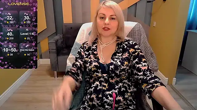 Candy Long online show from 03-04-25, 09:40