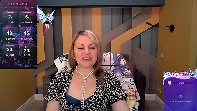 Candy Long online show from 01-13-26, 06:29