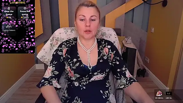 Candy Long online show from 05-30-26, 05:37