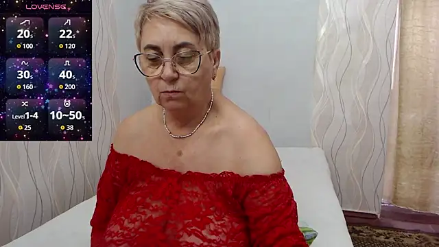 Snapshot of LadyMargaret chatting on 09-09-25, 09:09 LadyMargaret online show from 09-09-25, 09:09