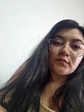 Sakura 0505 online show from 04-14-26, 09:21