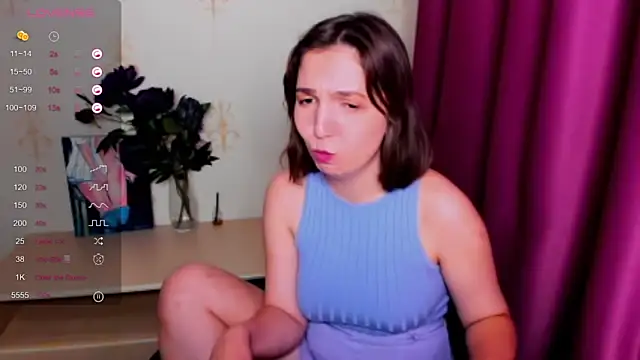 KindHazelHere  online show from 09-15-25, 08:36