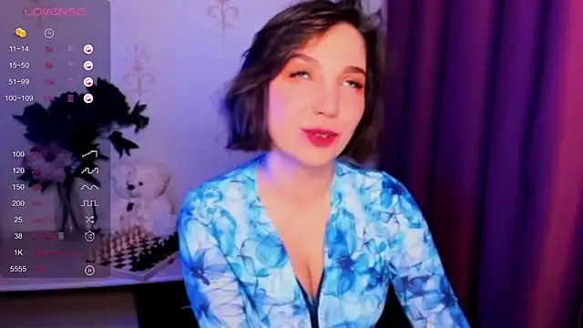 KindHazelHere  online show from 11-05-25, 11:10