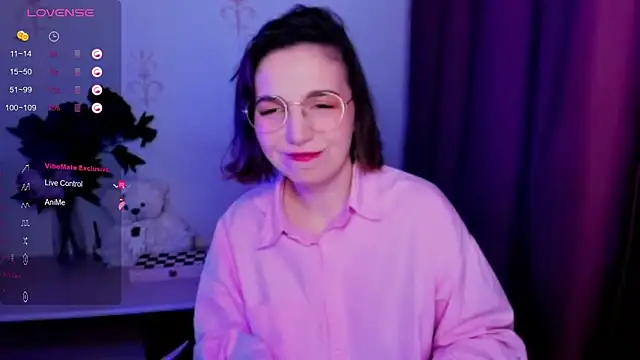 KindHazelHere  online show from 11-21-25, 07:34