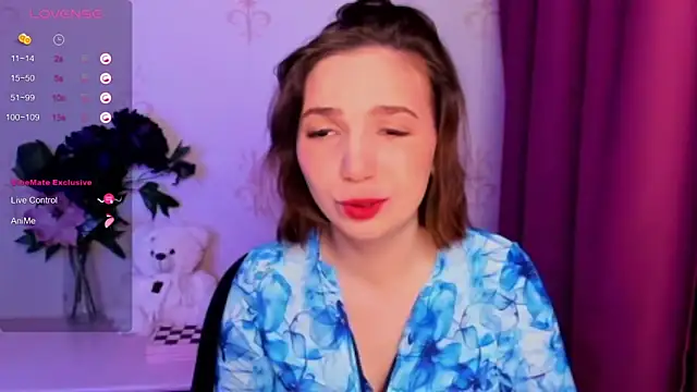 KindHazelHere  online show from 01-15-26, 08:12