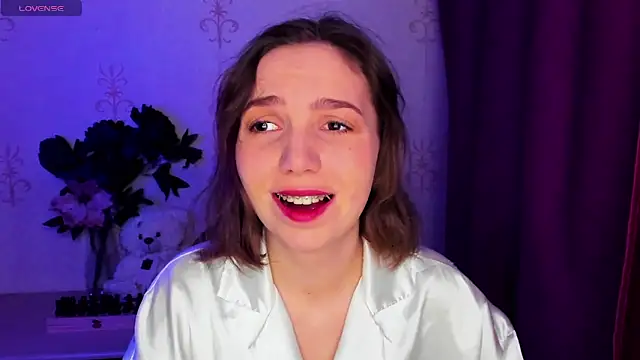 KindHazelHere  online show from 02-14-26, 08:16