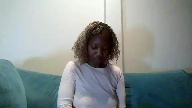 Snapshot of Hardnipples8 chatting on 05-05-26, 10:18 Hardnipples8 online show from 05-05-26, 10:18