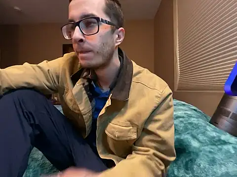 Snapshot of Bwcjoshbanks chatting on 01-20-25, 12:36 Bwcjoshbanks online show from 01-20-25, 12:36