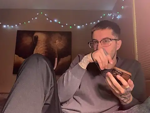 Snapshot of Bwcjoshbanks chatting on 02-20-26, 11:22 Bwcjoshbanks online show from 02-20-26, 11:22