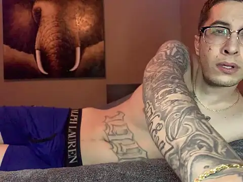 Snapshot of Bwcjoshbanks chatting on 02-27-26, 11:38 Bwcjoshbanks online show from 02-27-26, 11:38