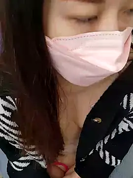 Lu Nana online show from 01-08-25, 02:46