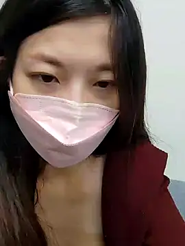 Lu Nana online show from 01-18-25, 07:04