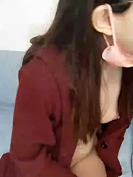 Lu Nana online show from 01-24-25, 08:43