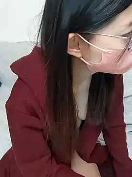 Lu Nana online show from 02-15-25, 02:55