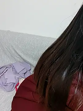 Lu Nana online show from 03-05-25, 01:21