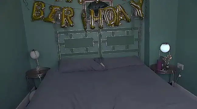 Snapshot of DaisyDollBabestation chatting on 12-10-24, 12:27 DaisyDollBabestation online show from 12-10-24, 12:27