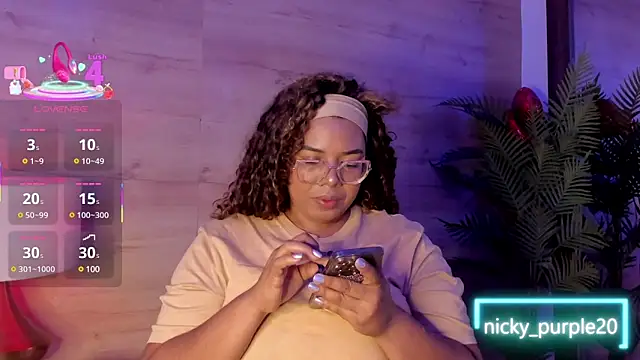  nickypurple  online show from 02-17-25, 12:16