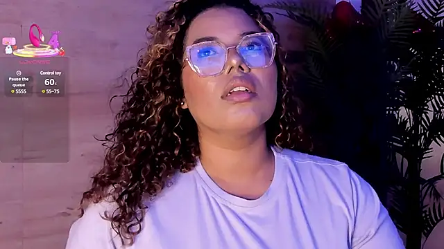  nickypurple  online show from 03-18-25, 12:03