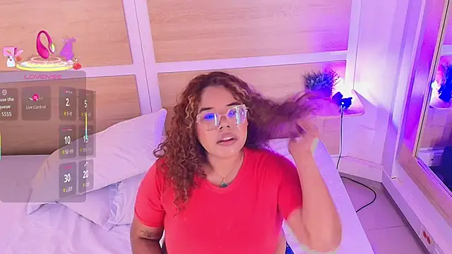  nickypurple  online show from 01-10-26, 07:15