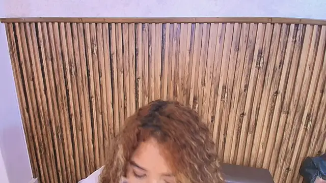 Snapshot of _nickypurple_ chatting on 03-01-26, 01:24 nickypurple online show from 03-01-26, 01:24