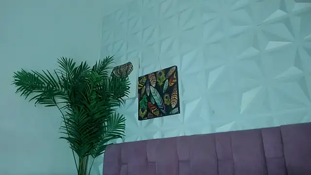 Hellen Sky online show from 02-13-26, 07:10