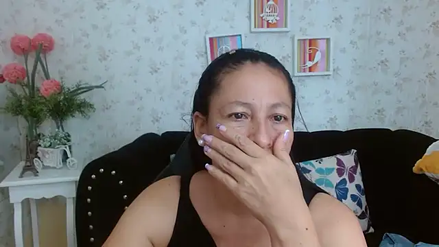 mature martina online show from 02-07-25, 07:27