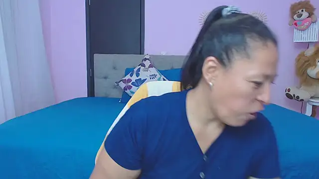 mature martina online show from 01-06-26, 07:17